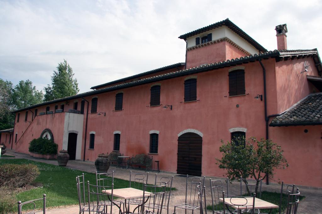 Agriturismo Il Molino Antico - 5 Girasoli Spoleto Exterior photo