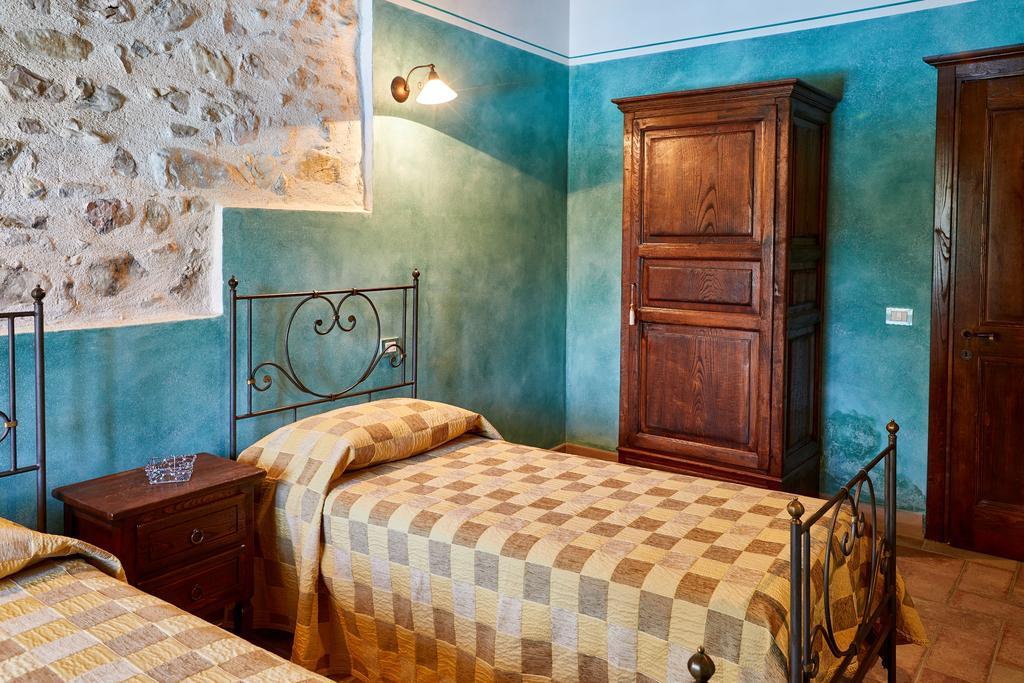 Agriturismo Il Molino Antico - 5 Girasoli Spoleto Exterior photo